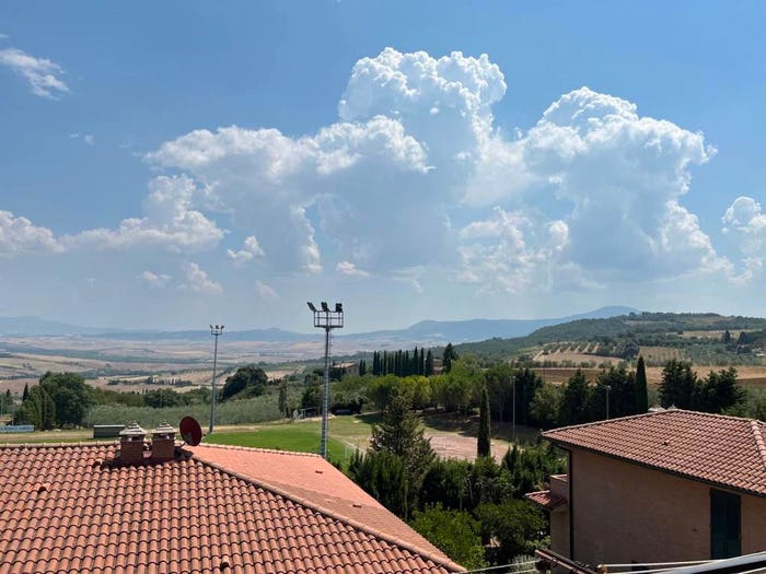 Appartamento con 6 locali in vendita in Via Giuseppe Garibaldi, Centro, San Quirico d'Orcia