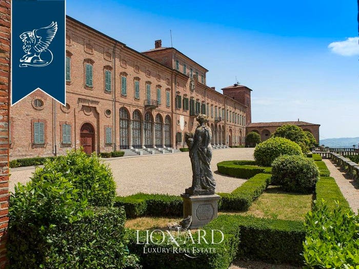 Casa con 6 locali in vendita in Centro, Montalto Pavese