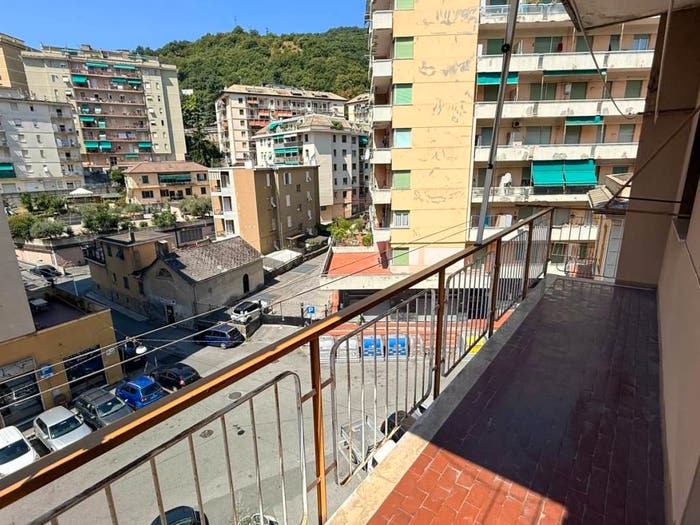 Appartamento bilocale in vendita in Via Salvo D'Acquisto, Molassana, Genova