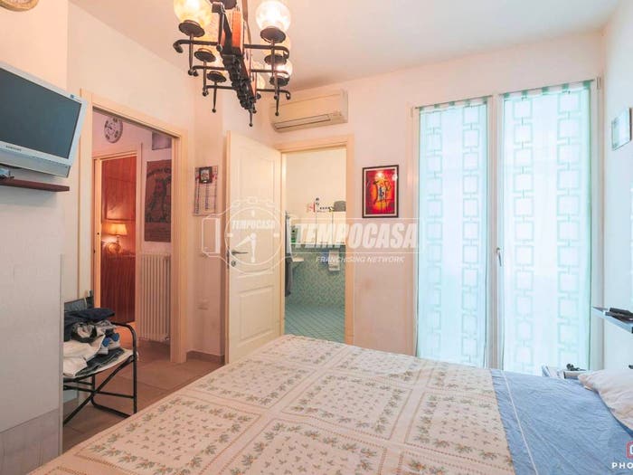 Appartamento trilocale in vendita in Viale delle Mimose, Porto Corsini Marina Romea, Ravenna