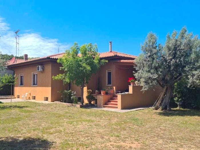Casa con 6 locali in vendita in Centro, Piombino