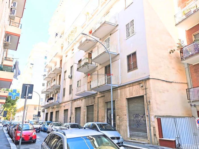 Appartamento trilocale in vendita in Via Zara, Stazione, Foggia