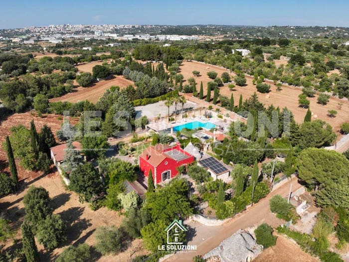 Casa con 6 locali in vendita in Strada Comunale Pozzo Lo Pico I, Putignano