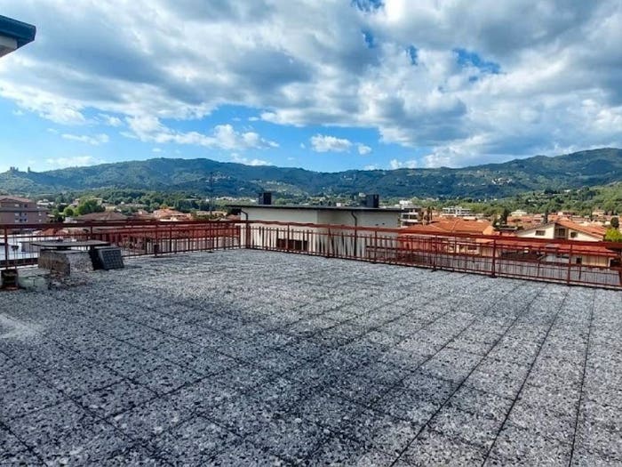 Appartamento con 5 locali in vendita in Via Arrigo Boito, MontecatiniTerme