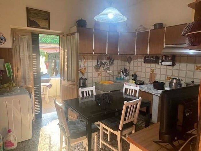 Appartamento quadrilocale in vendita in Avenza, Carrara