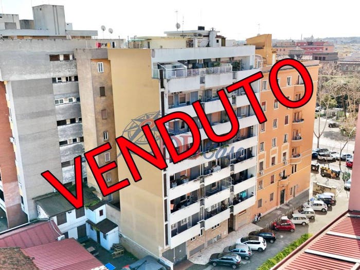 Appartamento trilocale in vendita in Via Casilina, San Giovanni, Roma