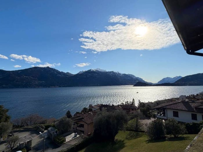 Appartamento trilocale in vendita in Via Monsignor Emilio Poletti, Centro, Menaggio