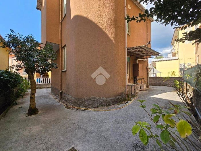 Casa trilocale in vendita in Via Vallicelle, Fiuggi