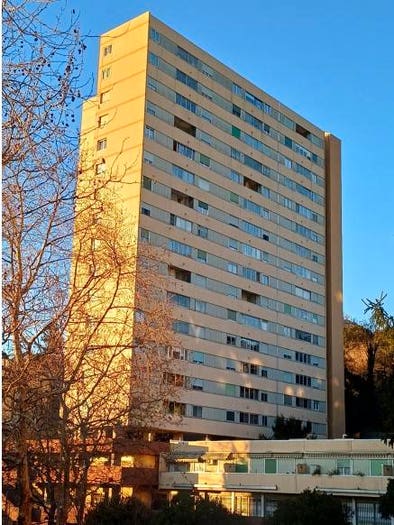 Appartamento trilocale in vendita in Via Carlo Linneo, Rivarolo, Genova