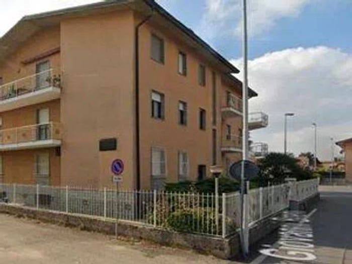 Appartamento con 6 locali in vendita in Via Vittorio Emanuele Ii, Casorate Primo