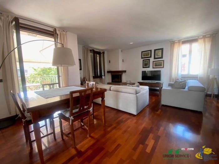 Casa con 6 locali in vendita in Via Pietro Nenni, Centro, Noceto
