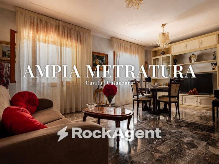 Appartamento con 5 locali in vendita in Traversa Barlaam da Seminara, Mater Domini Cavita, Catanzaro