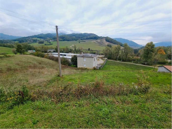 Casa con 6 locali in vendita in San Giovanni San Bernardino, Bettola