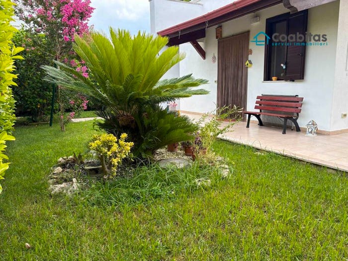 Casa quadrilocale in vendita in Via Leonida, Leporano Marina, Leporano