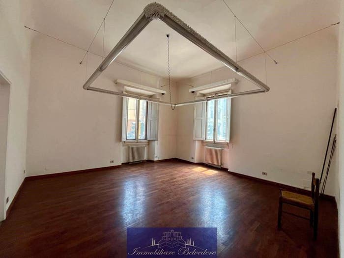 Appartamento con 6 locali in vendita in Viale Milton, Libertà Savonarola, Firenze