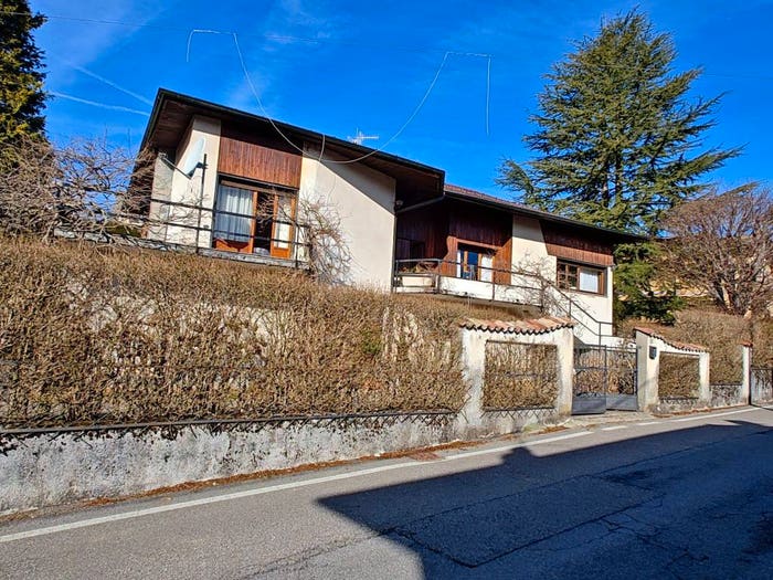 Casa con 6 locali in vendita in Via Boffalora, Lanzo D'Intelvi, Alta Valle Intelvi