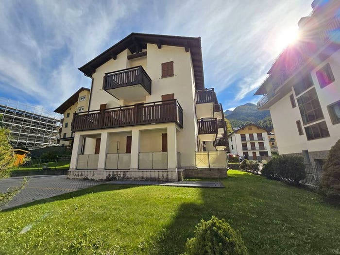 Appartamento bilocale in vendita in Via Valtellina, Aprica