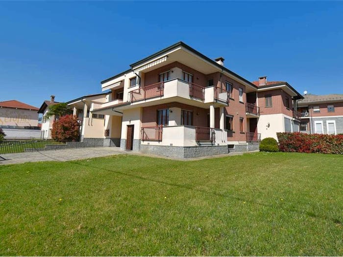 Casa con 6 locali in vendita in Centro, Canale
