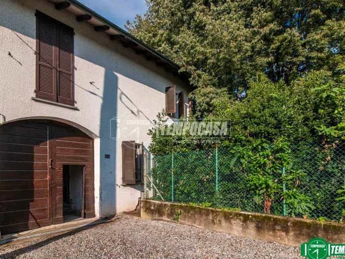 Appartamento trilocale in vendita in Rescaldina