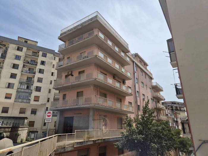 Casa in vendita in Via Cortese Vinicio, San Leonardo, Catanzaro