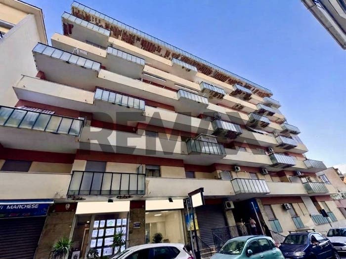 Appartamento con 6 locali in vendita in Via Aldo Moro, Centro, Monreale