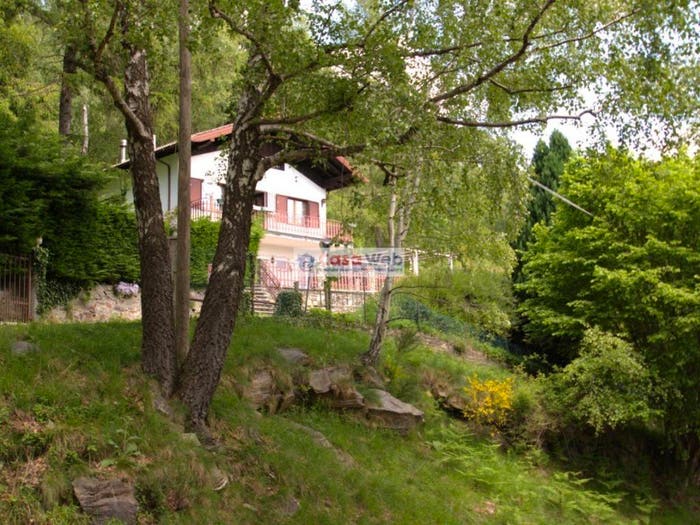 Casa quadrilocale in vendita in Maccagno con Pino e Veddasca