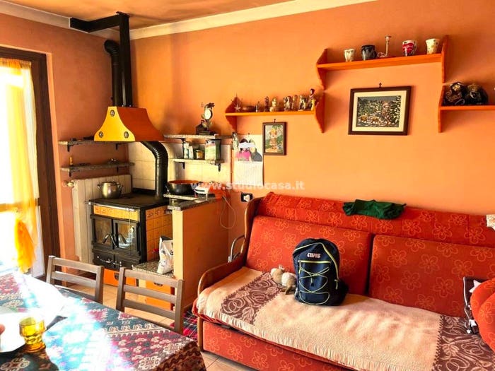 Casa bilocale in vendita in VIA MADDALENA, Cusio