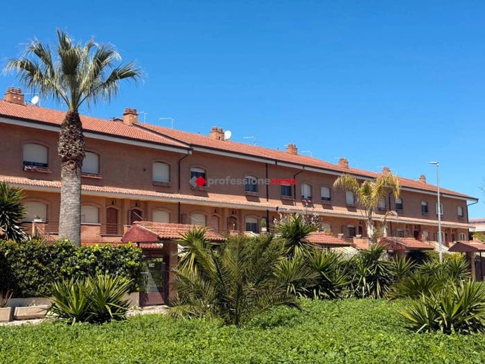 Casa con 5 locali in vendita in Via Libero Baviera, Comparto Biccari, Foggia
