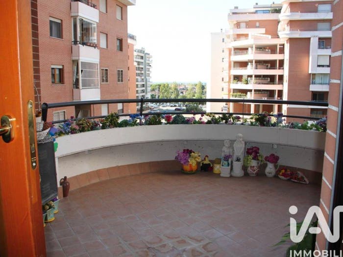 Appartamento trilocale in vendita in Via di Acilia, Acilia, Roma