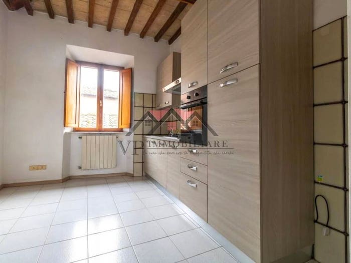 Casa con 6 locali in vendita in Viale G Cercignani, Centro, Pomarance