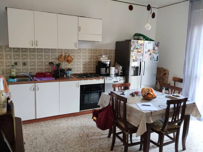 Casa con 6 locali in vendita in Albinea