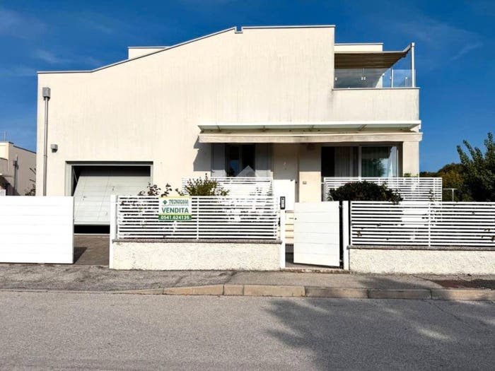 Appartamento trilocale in vendita in Via Giovanni Pascoli, Santarcangelo, Santarcangelo di Romagna
