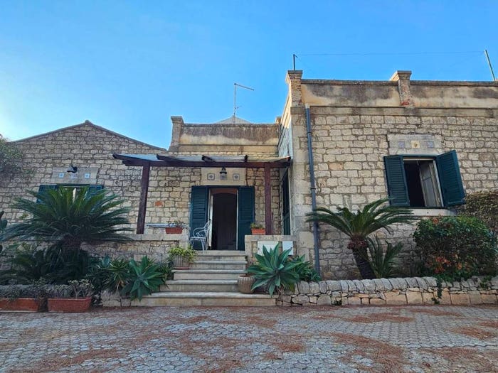 Casa con 5 locali in vendita in Via San Giuliano San Elena, Modica Sorda, Modica