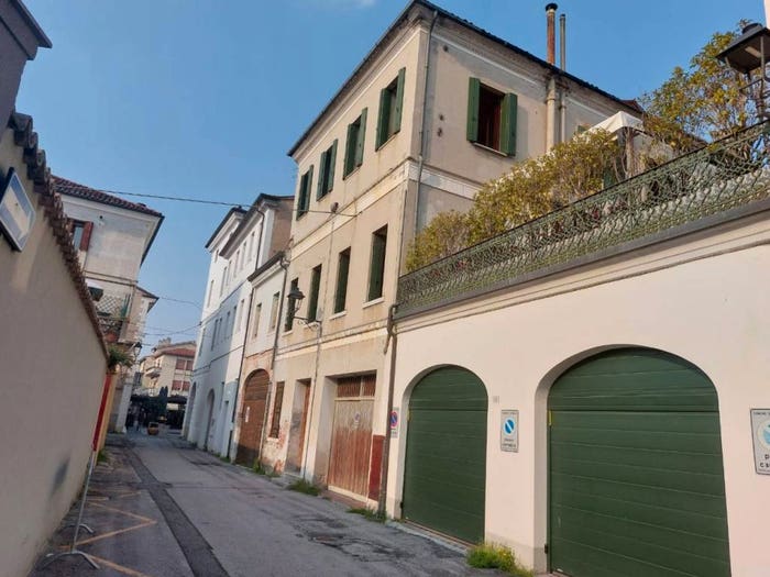 Casa con 6 locali in vendita in Stradella del Tezzon, Centro, Cittadella