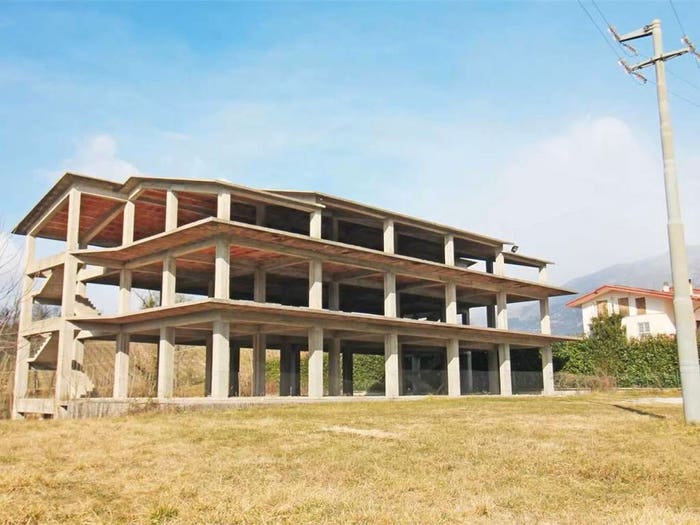 Casa con 6 locali in vendita in Strada Regionale Forca d'Acero, Gallinaro
