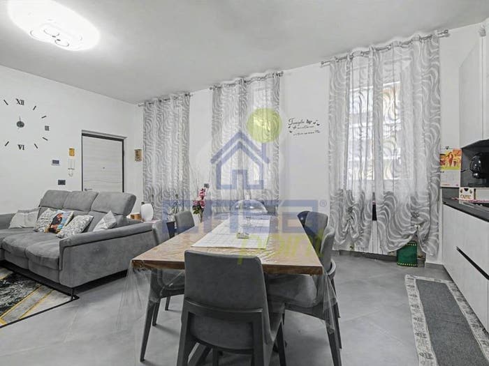 Appartamento trilocale in vendita in Via Giosuè Carducci, Centro, Codogno
