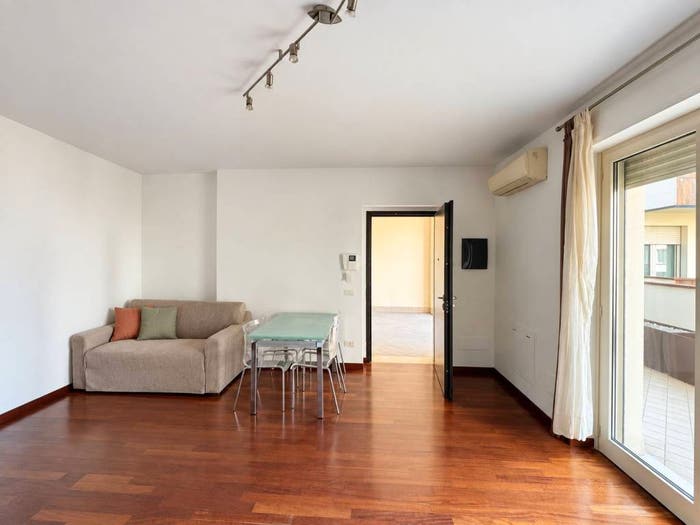 Appartamento bilocale in vendita in Via Giuseppe Manfredi, Zona, Piacenza