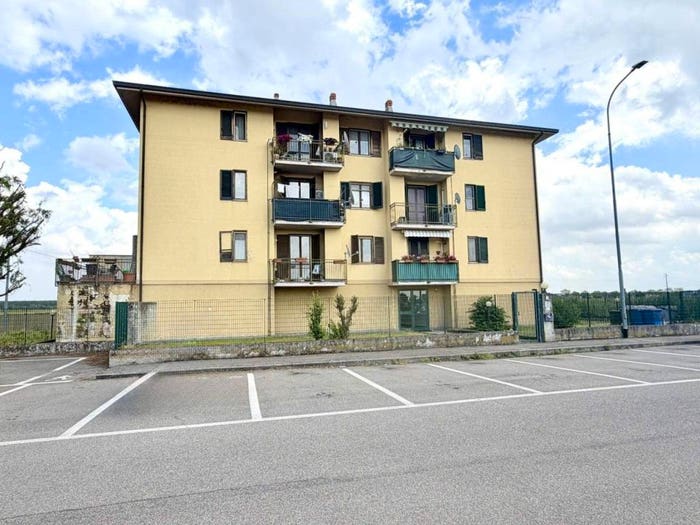 Appartamento trilocale in vendita in Via Pietro Nenni, Centro, Marcignago