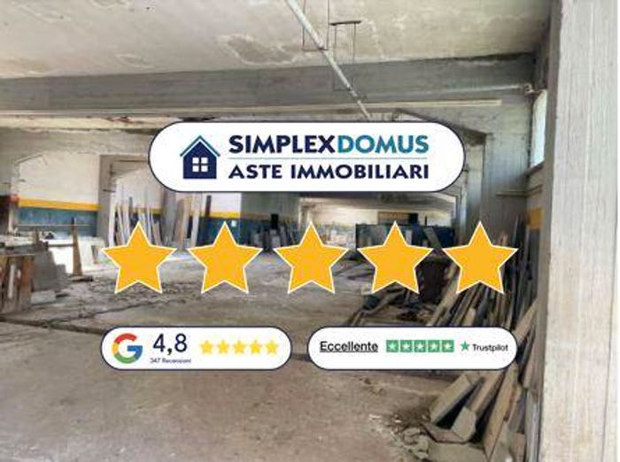 Casa con 6 locali in vendita in strada statale, Gioia Tauro