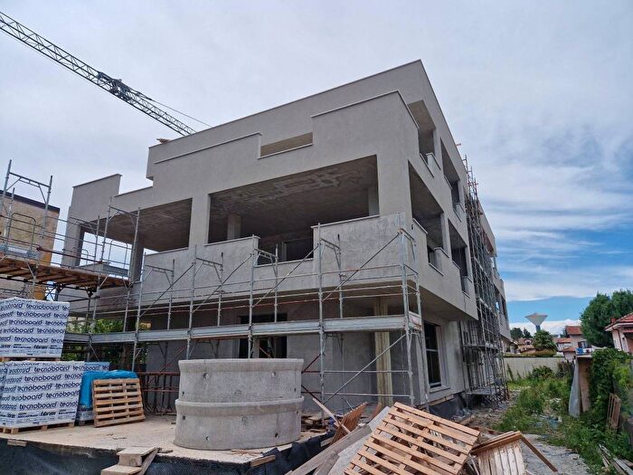 Appartamento quadrilocale in vendita in Via Principe Amedeo, Centro, Parabiago