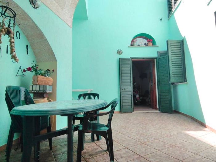 Casa quadrilocale in vendita in Via Giuseppe Garibaldi, Centro, Castrignano del Capo
