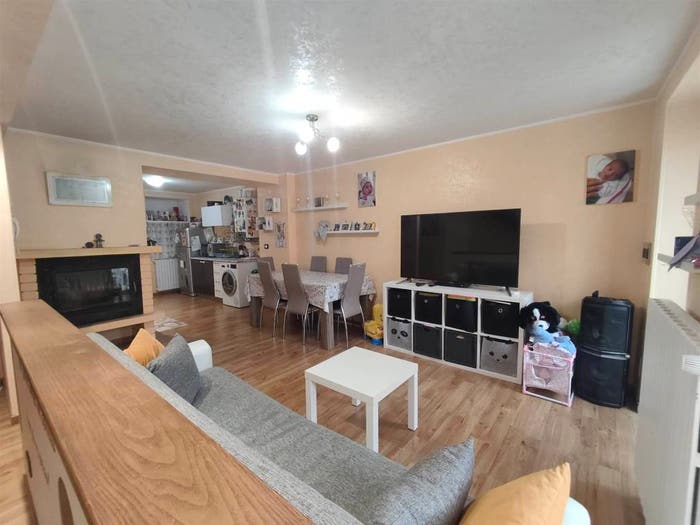Casa con 6 locali in vendita in Via Ambrosetti, Sordevolo