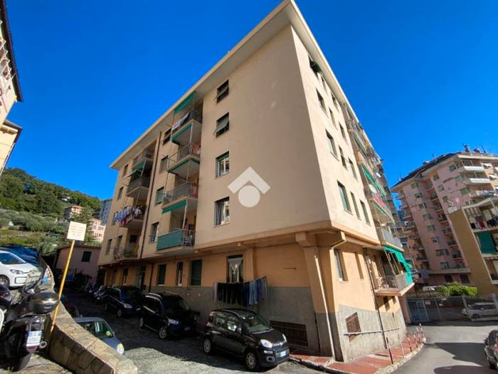 Appartamento trilocale in vendita in Via Elia Bernardini, Molassana, Genova