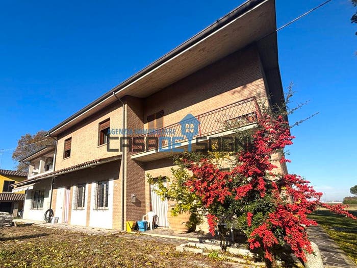 Casa con 6 locali in vendita in Via Gambona, San Pietro in Vincoli San Pietro in Campiano, Ravenna