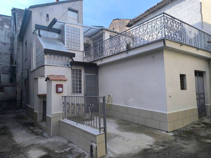 Appartamento trilocale in vendita in Via Basilio Palmieri, Centro, Mercato San Severino