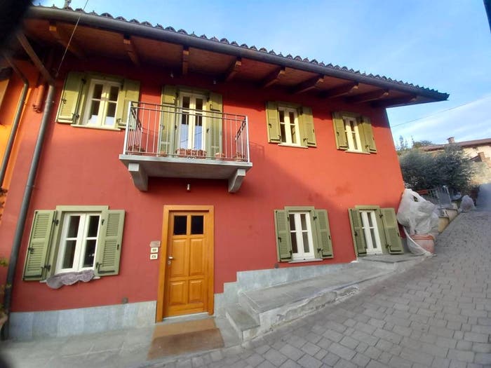 Casa quadrilocale in vendita in Via Roma, Passerano, Passerano Marmorito