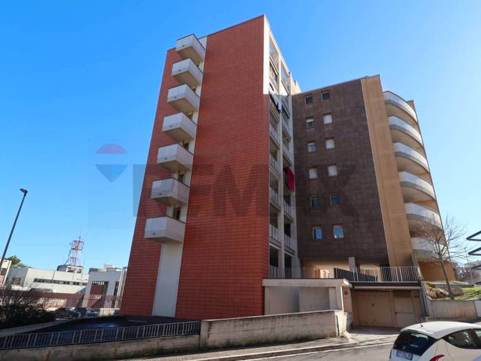 Appartamento con 5 locali in vendita in Centro, Matera