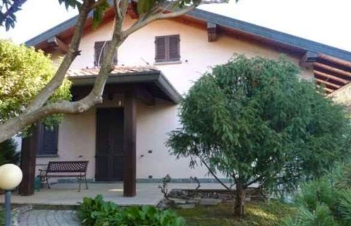 Casa con 6 locali in vendita in Frazione Cà Nova, Valgreghentino