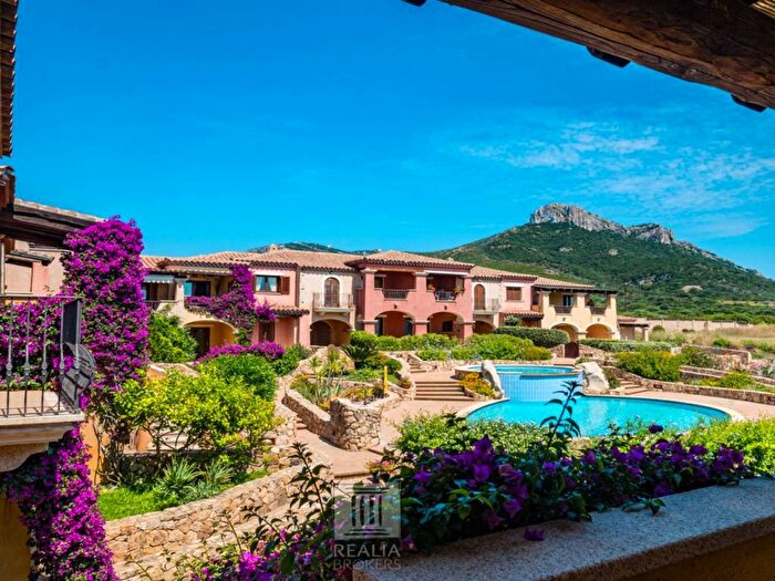 Appartamento bilocale in vendita in Via Guglielmo Marconi, Golfo Aranci