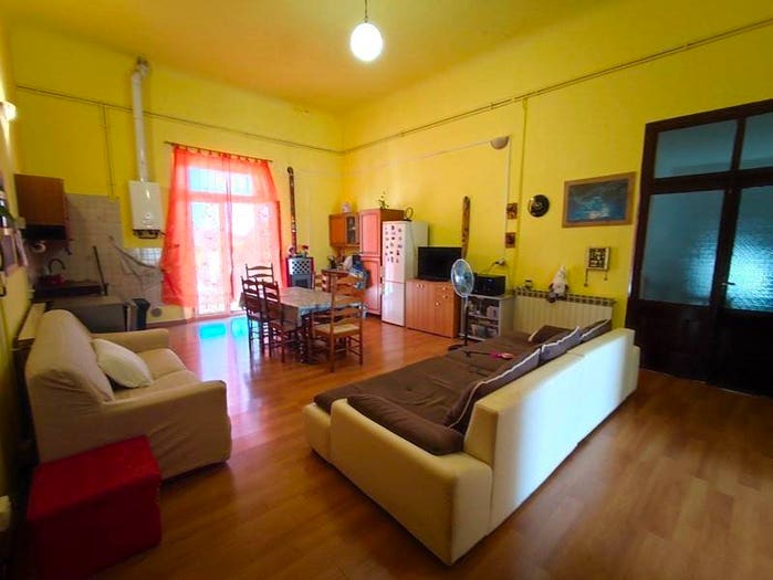 Appartamento quadrilocale in vendita in Via Ada Negri, Centro, Bondeno